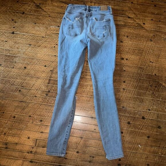 American Eagle destroyed distressed super high-rise 00 short jeggings - Picture 3 of 3